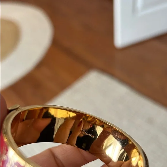 Authentic Signature Coach Hinged Bangle/Bracelet Red - Picture 5 of 12